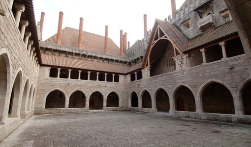 Paço dos Duques de Bragança