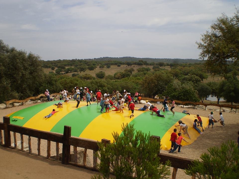monte selvagem escorregas