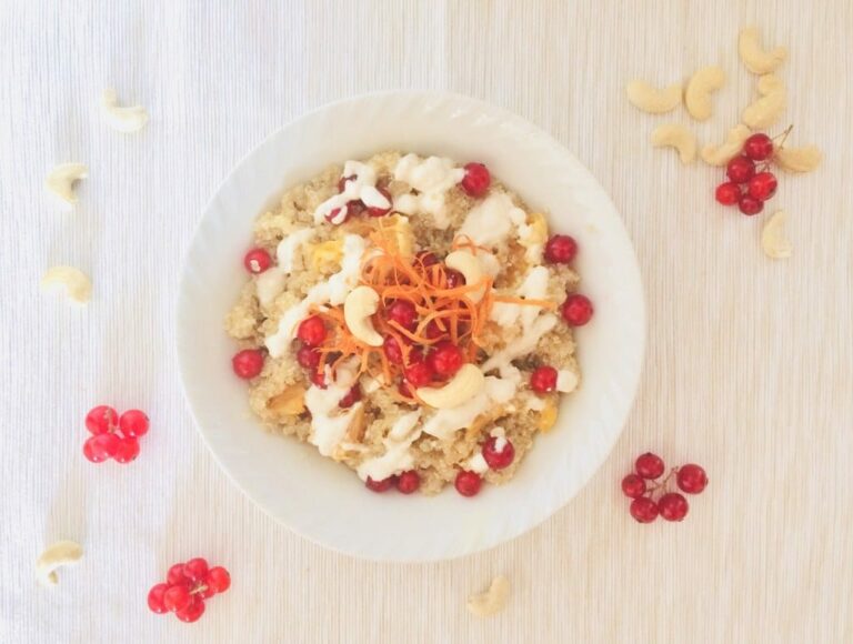 taça de quinoa doce