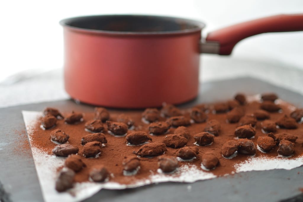 amêndoas de Páscoa - - cacau e chilli