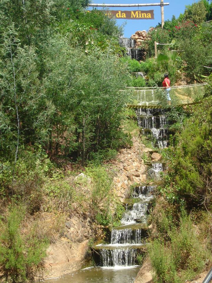 ponte suspensa cascata