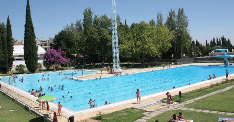 piscina descoberta de beja