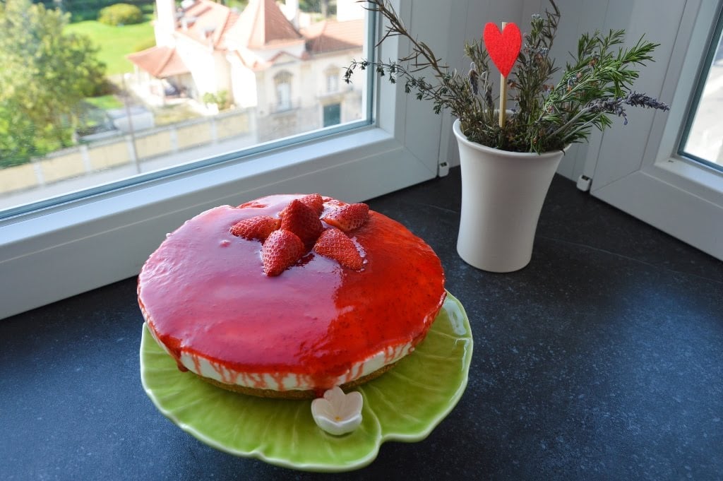 cheesecake de morango-com gelatina