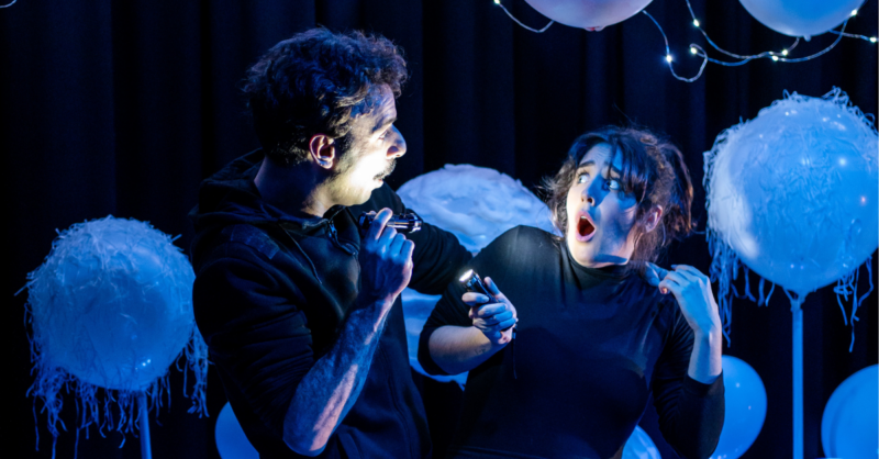 MUNDEU: Espetáculo de Teatro da Companhia de Actores