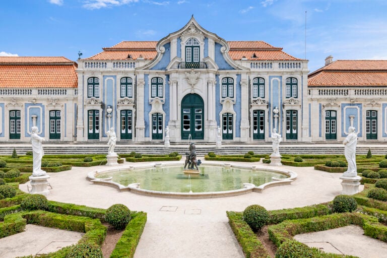 Brincando nos Jardins Reais com jogos tradicionais