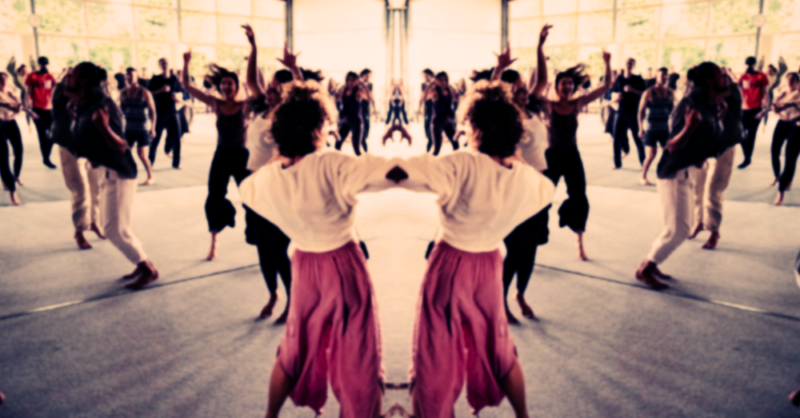 Dança livre (ecstatic dance) para famílias e crianças