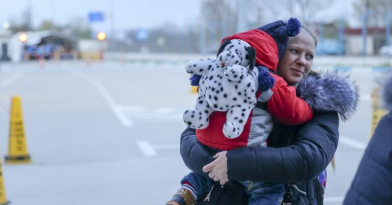 Como falar com os miúdos sobre… 2 anos de guerra na Ucrânia!