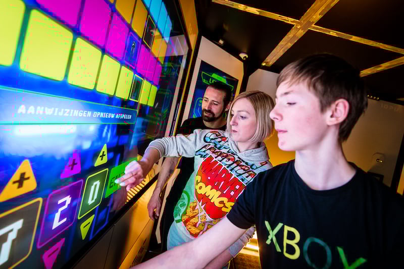 x cube escape room fórum almada