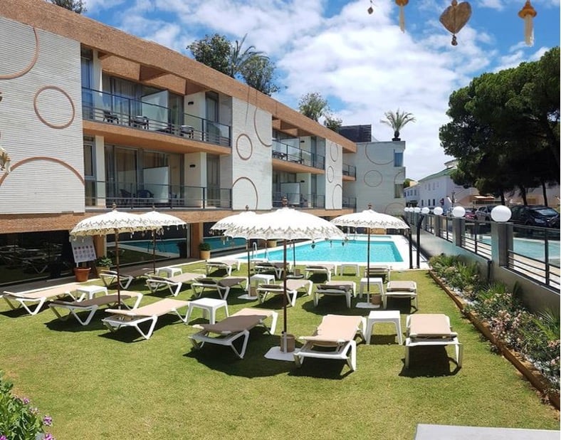 On Family Islantilla Hotel com Piscina