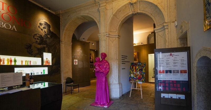 História e devoção a Santo António em língua gestual portuguesa
