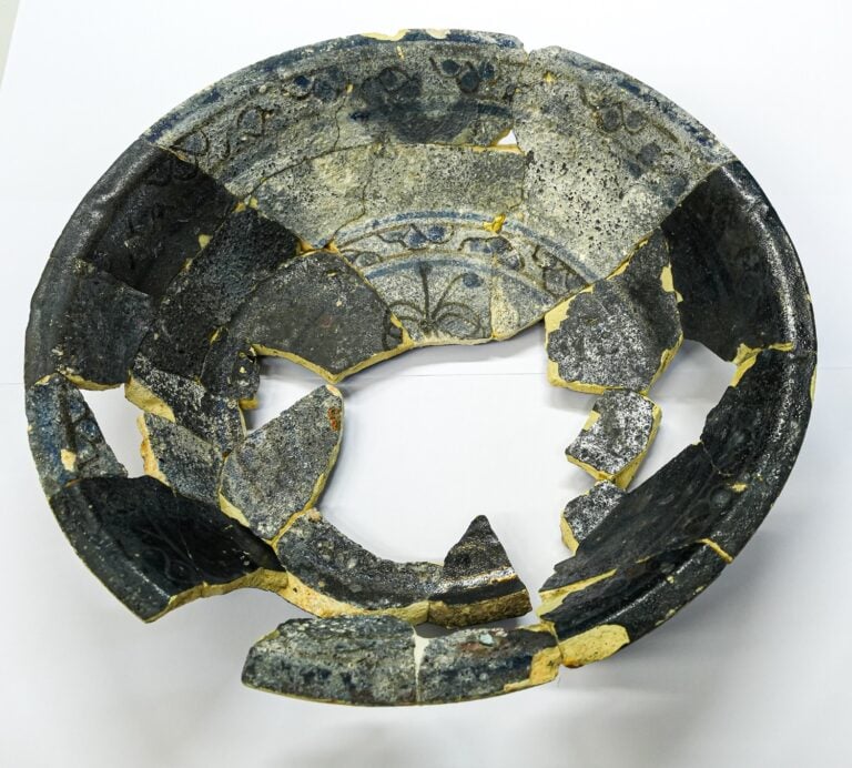 Este prato está em cacos! | Oficina para famílias