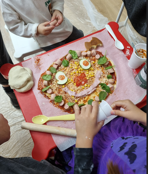 VAMOS PÔR A MÃO NA MASSA E FAZER PIZZA (+20 meses)