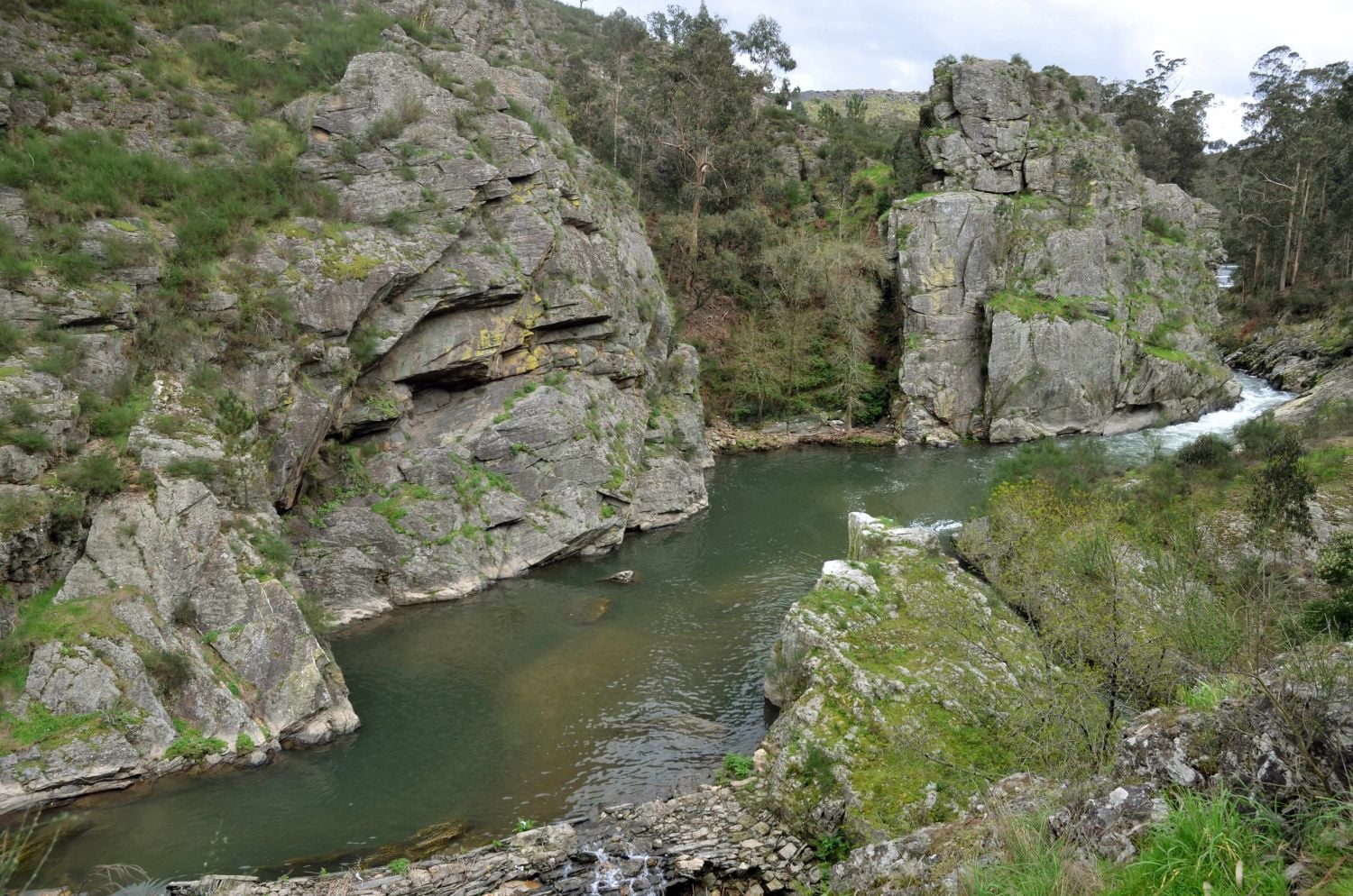 Trekking & Sabores Lendas e Histórias das Serras do Porto