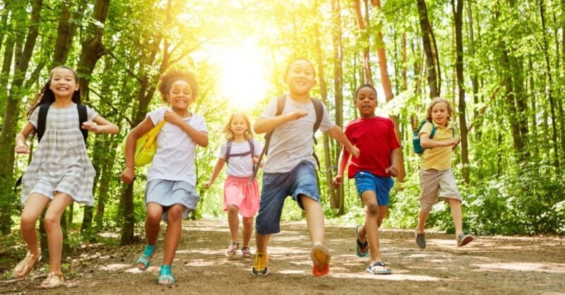 Campos de férias em Portugal 2025 para crianças e jovens no Verão