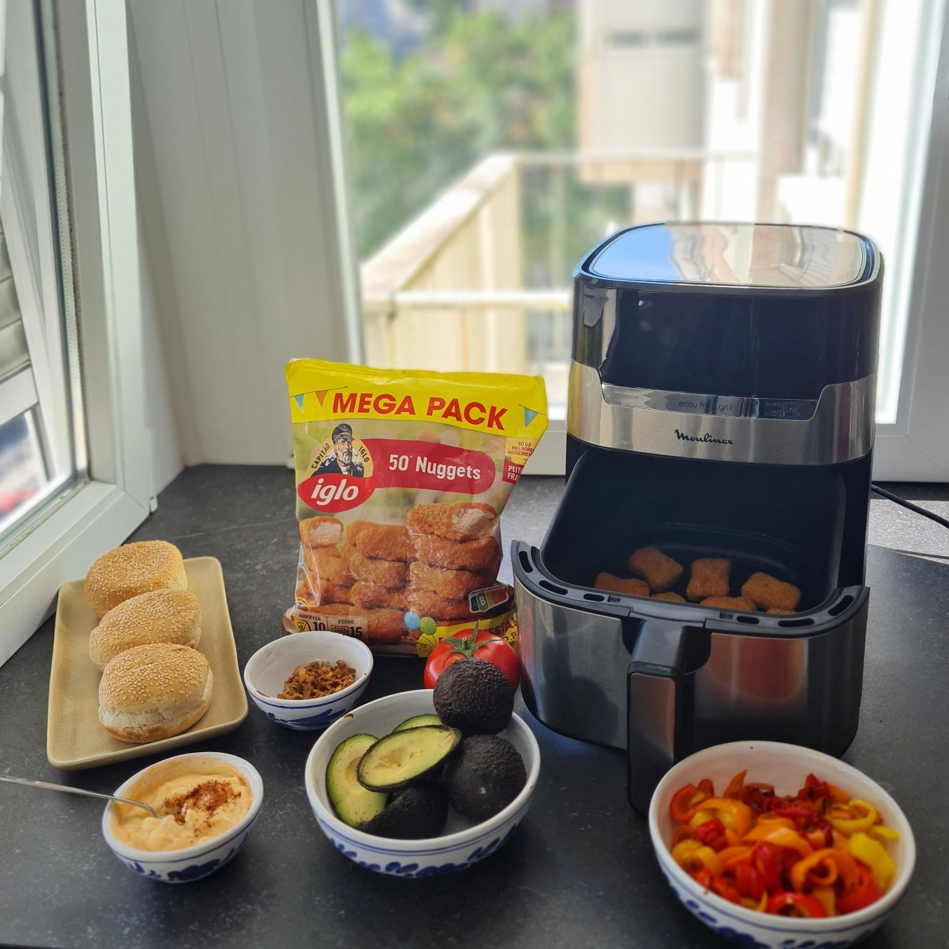 Hambúrguers de Nuggets - cozinhar nuggets