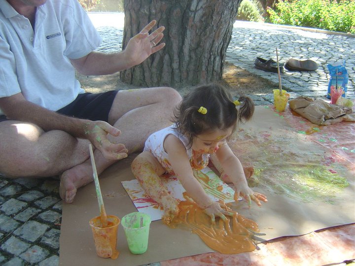 PINTAROLAR, CHAPINHAR E BRINCAR (+6M) – Ao ar livre