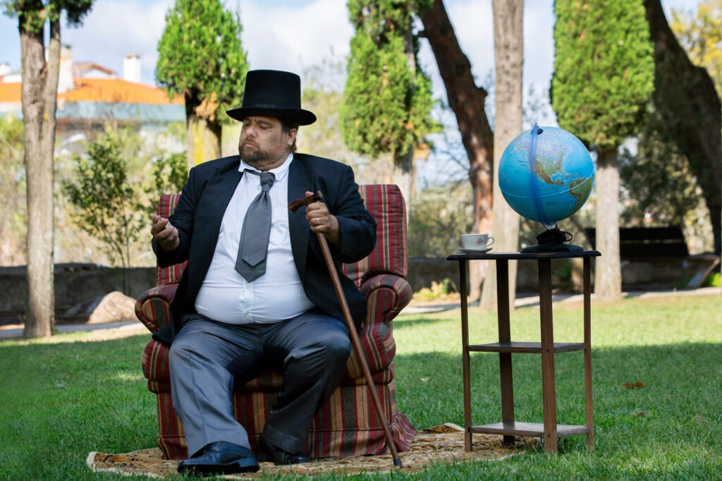 A volta ao mundo em 80 dias - sessões escolares