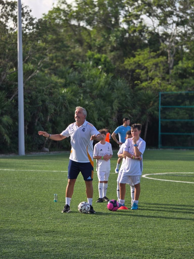 Treino Campo de Férias Real Madrid Cascais Verão 2026