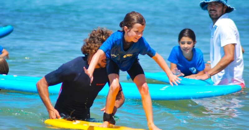 Aprendar a Surfar no Campo de Férias Surf Matosinhos Verão