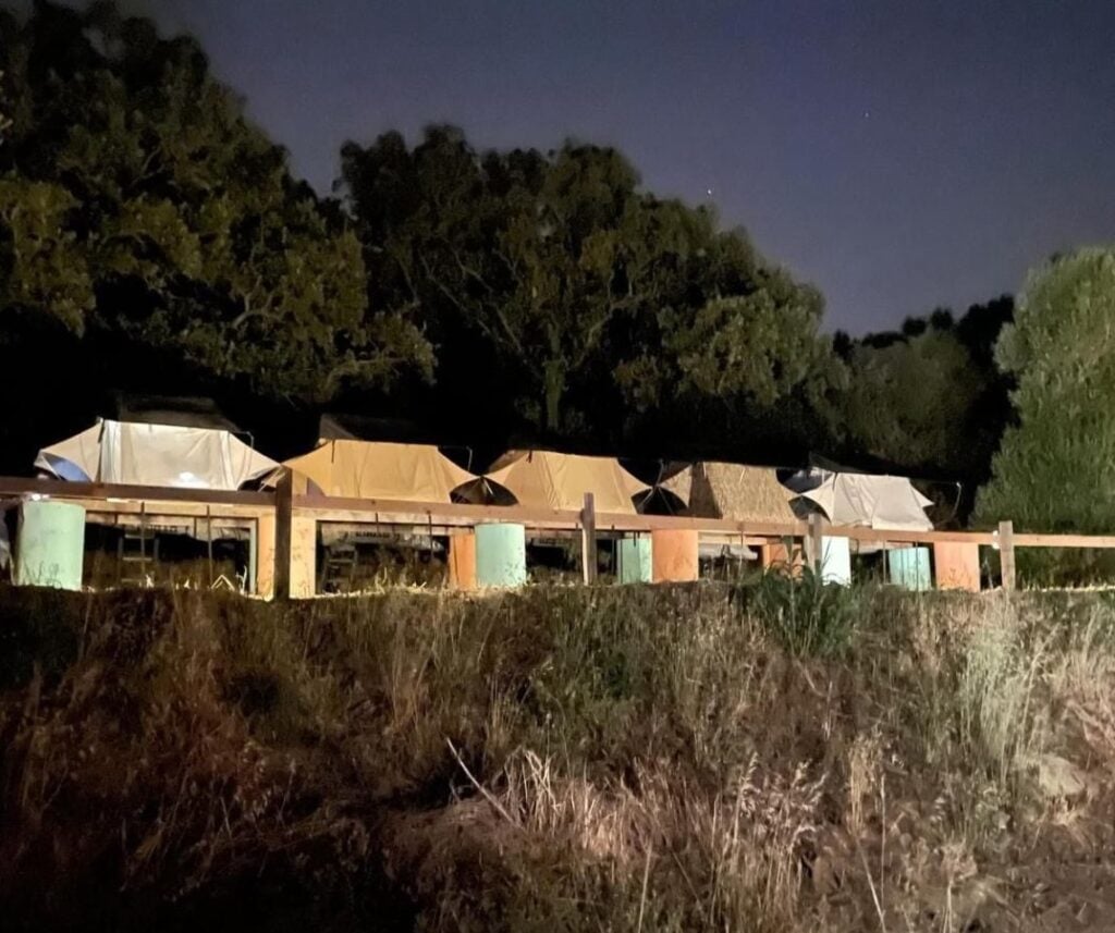 Tendas Topo na Colonia de Férias em Cascais na Natureza