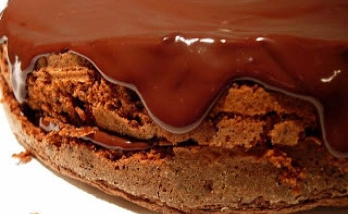 bolo de chocolate com moscatel
