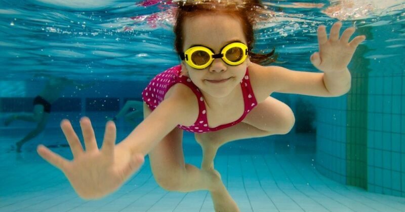 10 conselhos rápidos para prevenir afogamentos de crianças