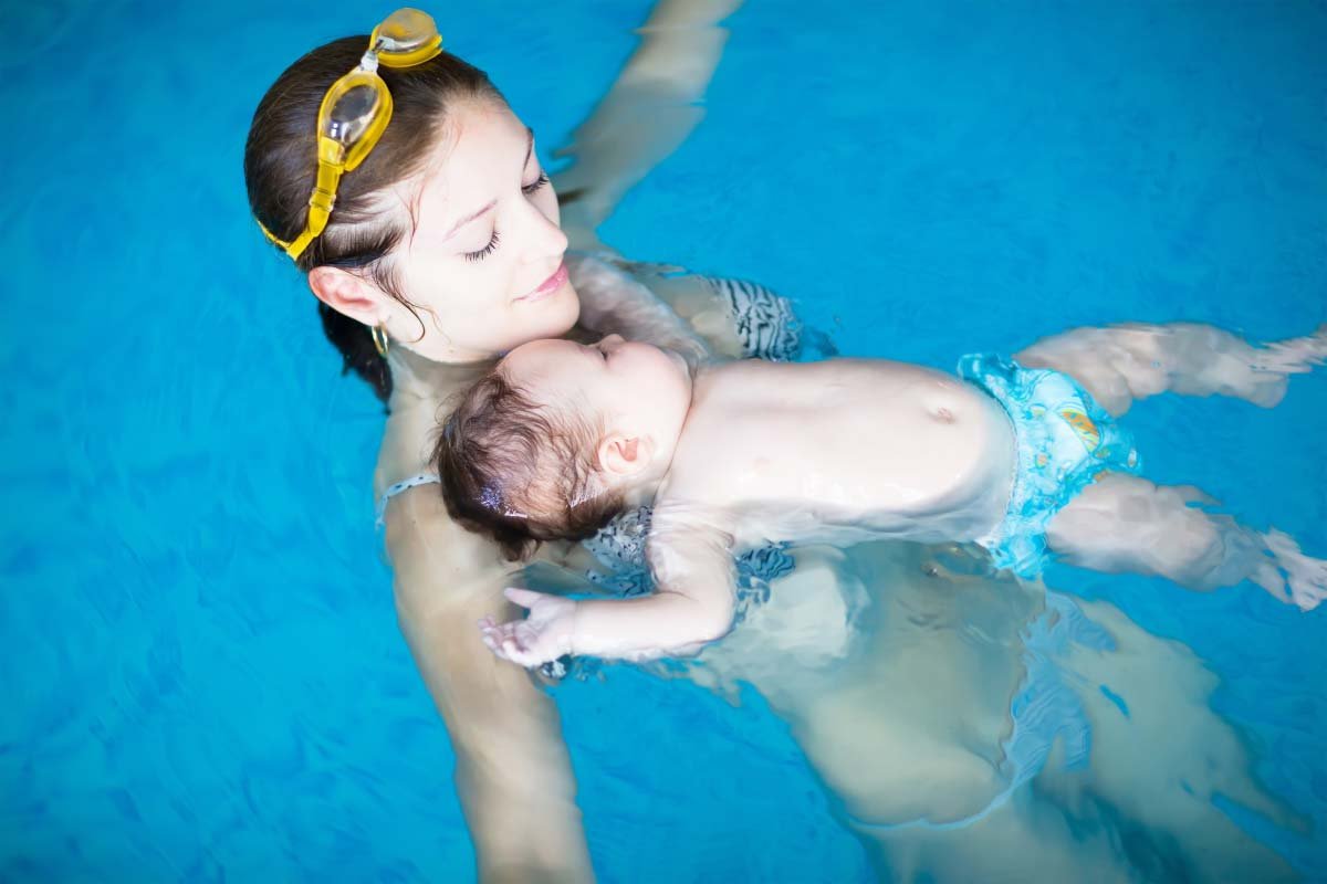 natação para bebés