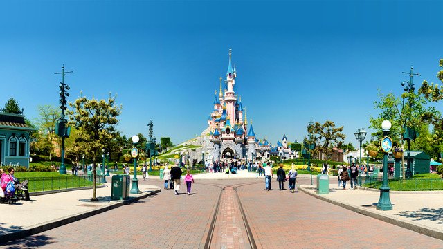 Visitar a Disneyland® Paris – descubram a magia!