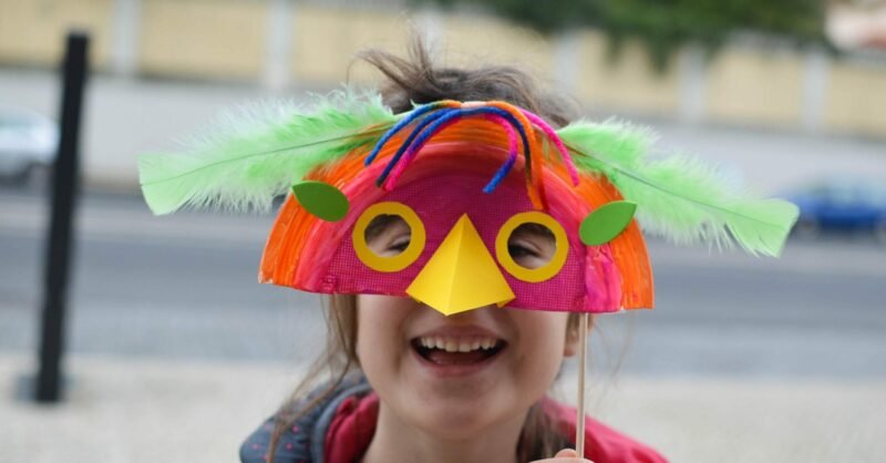 Como fazer Máscaras de Carnaval com material reciclado?