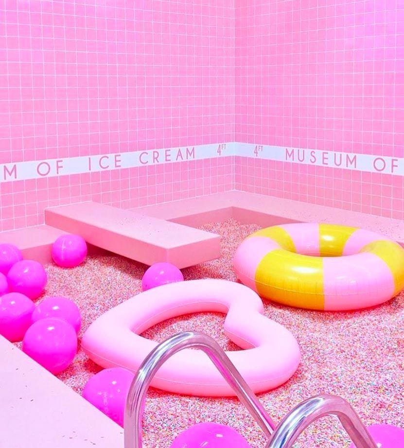 Museum of Ice Cream piscina cor-de-rosa