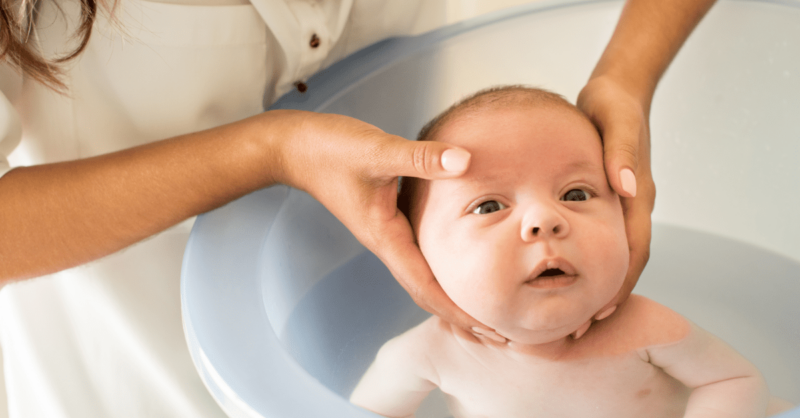 Como escolher a melhor banheira para bebé?