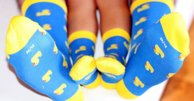 Pekipika: meias coloridas para pais e abobrinhas!
