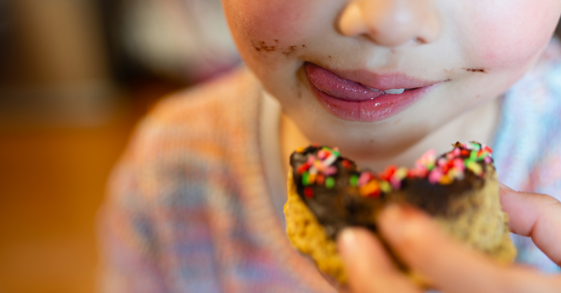 Quando é que as crianças podem começar a comer chocolate?