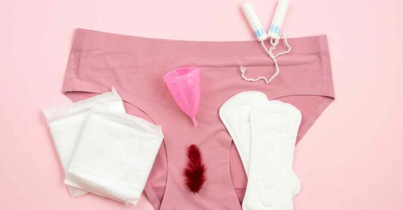 Cuecas, pensos, copos… qual a melhor opção de recolha da menstruação para adolescentes?