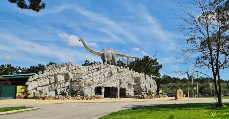 DinoParque Lourinhã – o maior parque de Dinossauros do país está à vossa espera